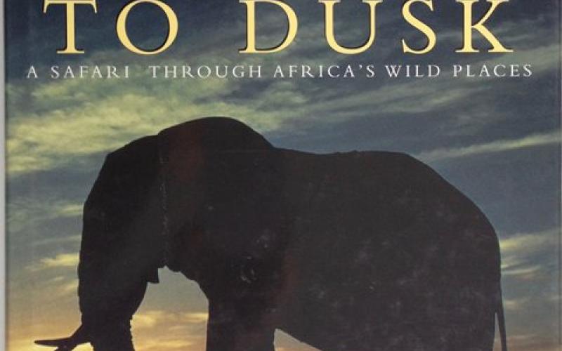 Front Cover of Dawn to Dusk by Jonathan Scott