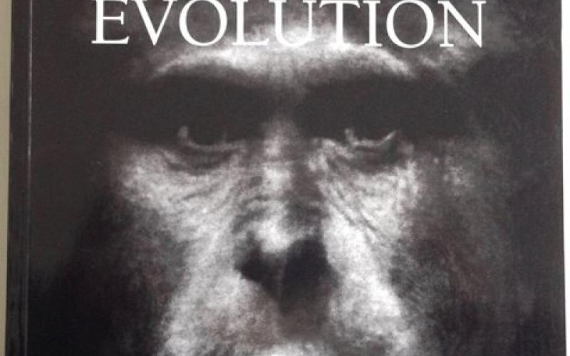 Front Cover of The Cambridge Encyclopedia of Human Evolution by Steve Jones, Robert Martin and David Pilbeam